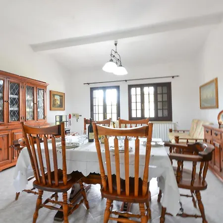 Holiday home Pet Friendly In With Wifi